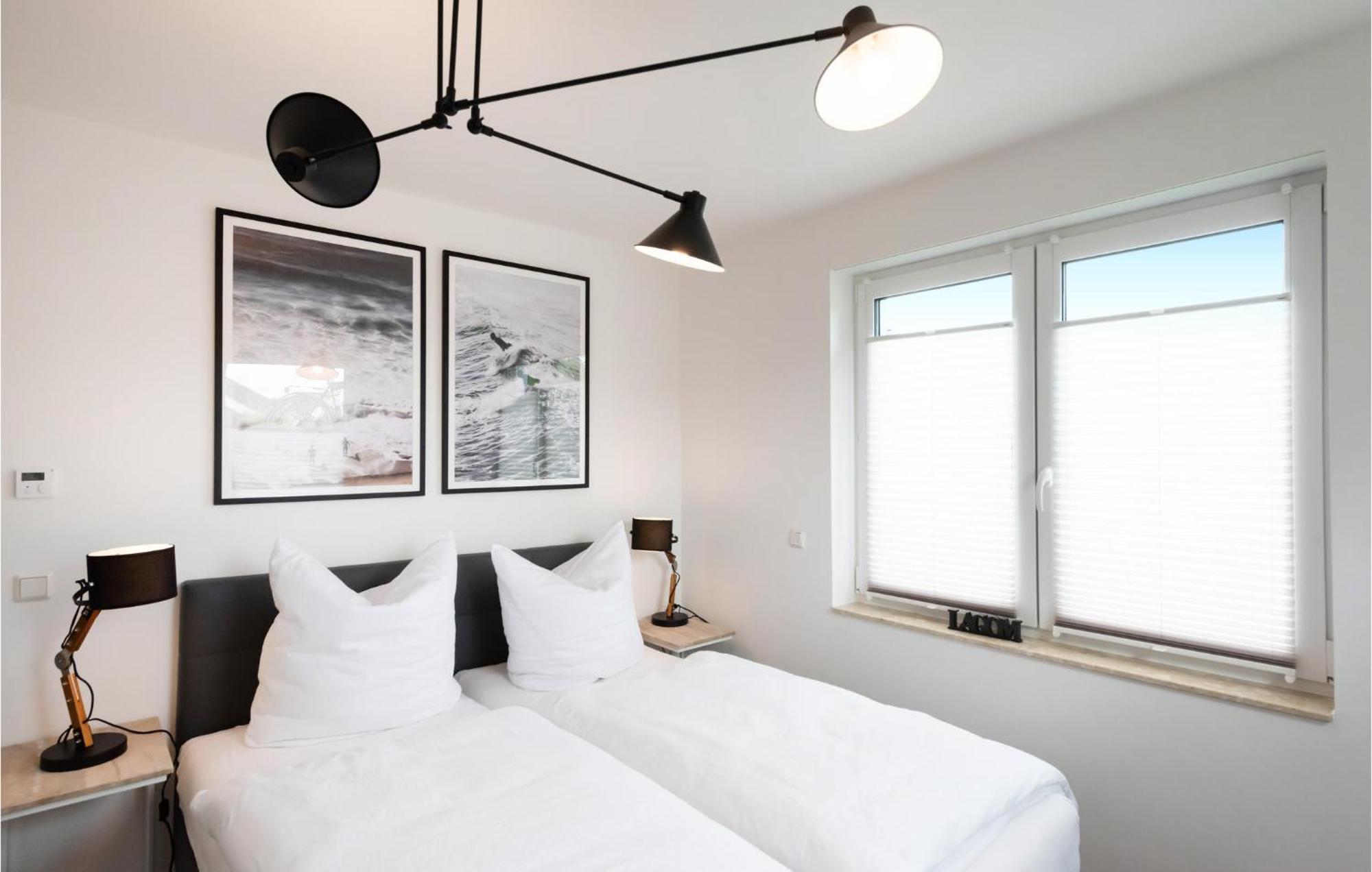 Nice Apartment In Rechlin With House Sea View Bagian luar foto