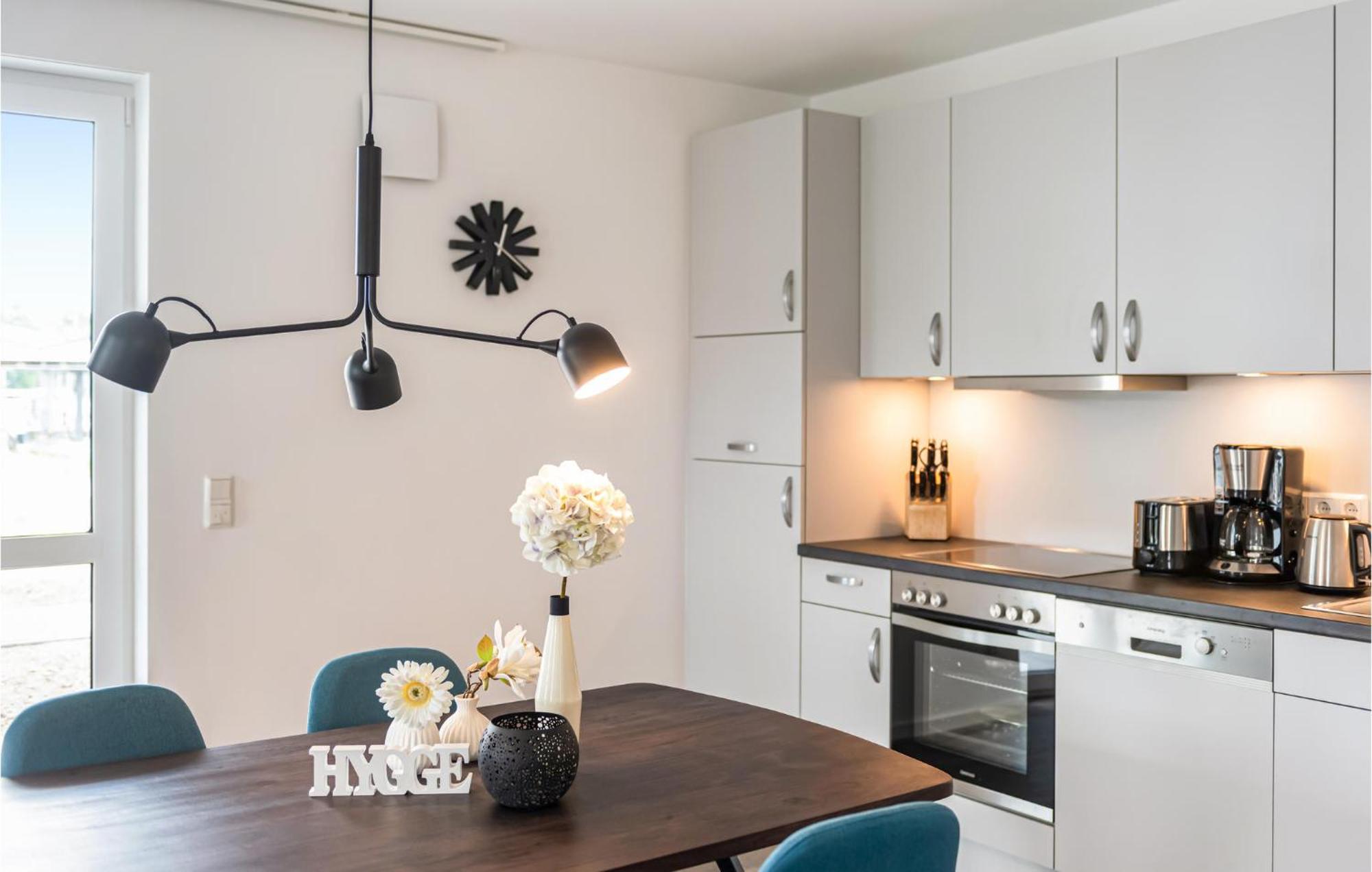 Nice Apartment In Rechlin With House Sea View Bagian luar foto